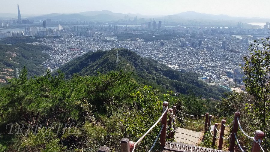 용마산 전망